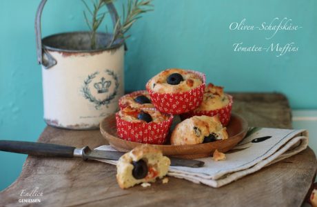 Oliven-Schafskäse-Tomaten-Muffins